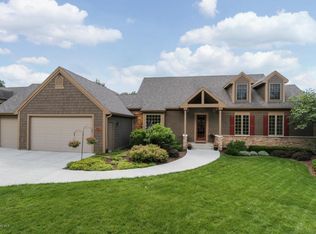 1011 Hunters Point Ln SW, Rochester, MN 55902