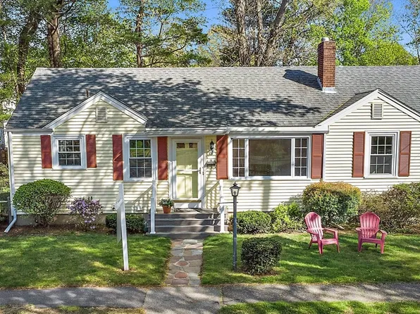 33 Sylvan Rd, Beverly, MA 01915