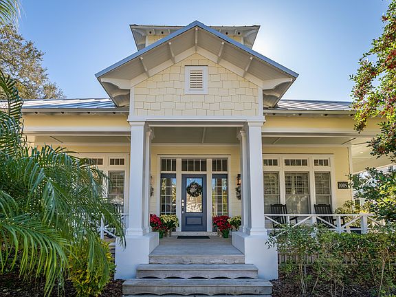3rd image of 1009 Sea Forest Ln