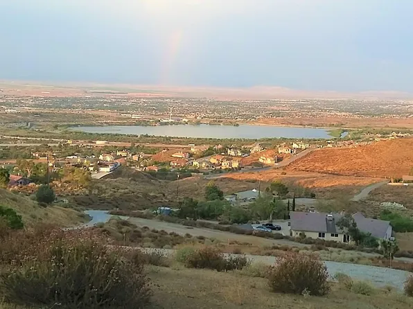 High Springs Rd, Palmdale, CA 93551