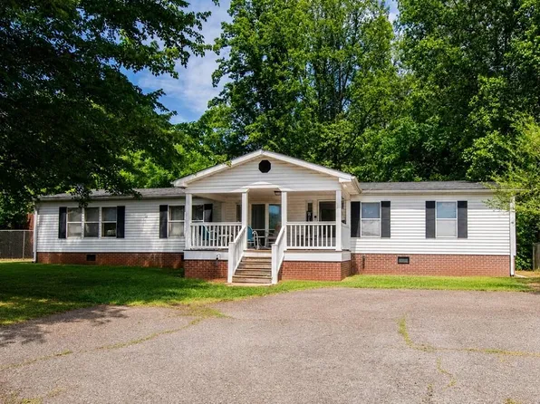 2598 Daniels Creek Rd, Collinsville, VA 24078