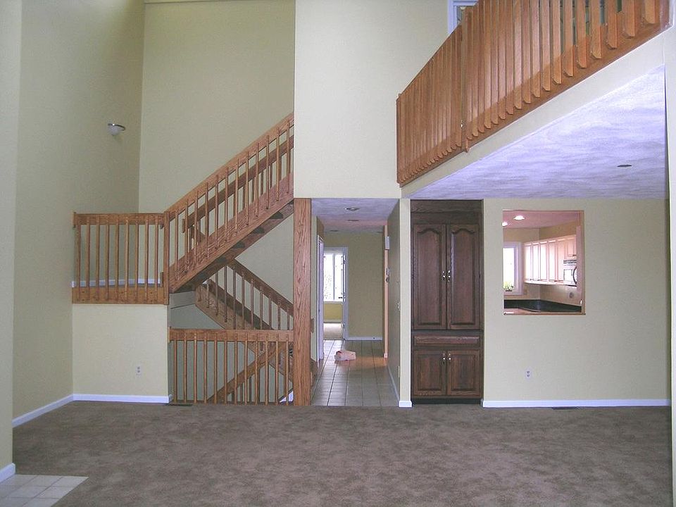 21 Monadnock Dr Westford, MA, 01886 Apartments for Rent Zillow