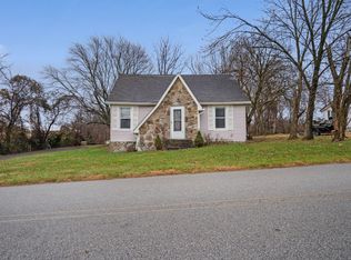 699 Oak St, Lafayette, TN 37083