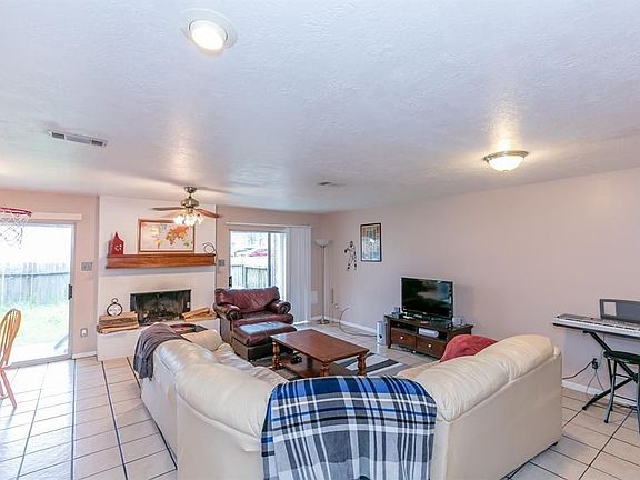 4th image of 111B Normal Park Dr #B