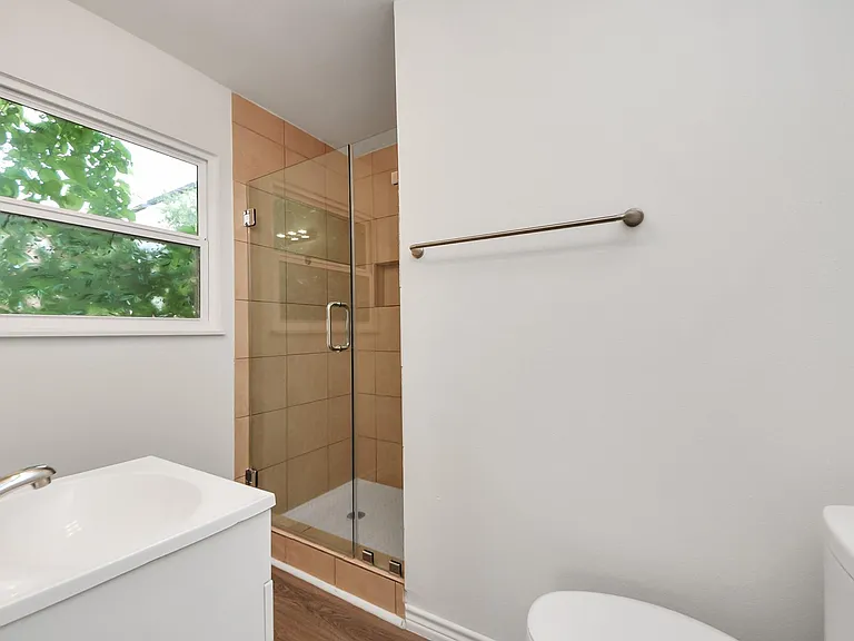 7004 Conley St — Photo 14