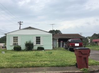 155 Alamo St, Lone Star, TX 75668