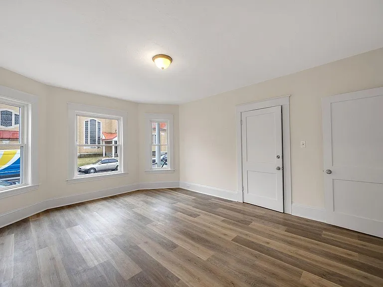 680 Harvard St #2 — Photo 6
