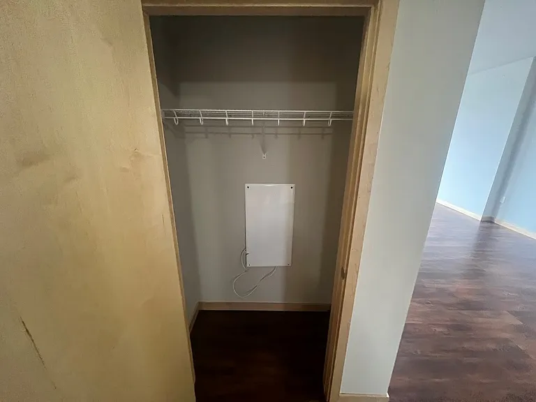 Venture Luxury High Rise — Photo 88