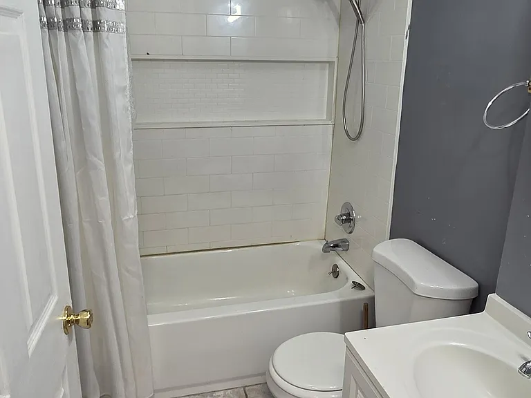 2133 W Mulberry St — Photo 14