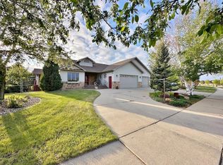 2900 8th St SE, Minot, ND 58701