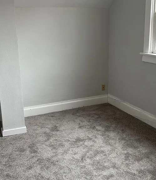512 W 3rd Ave — Photo 16