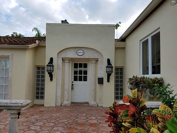 4th image of 5470 La Gorce Dr