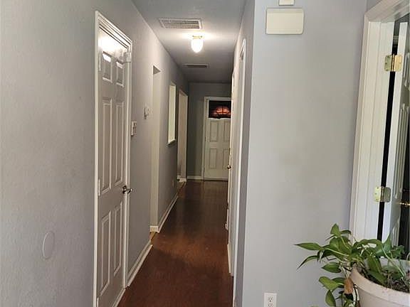 3rd image of 10221 Deep Creek Pl