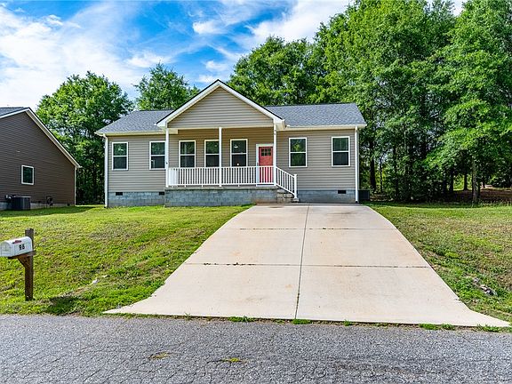 2nd image of 96 Prairie Ln
