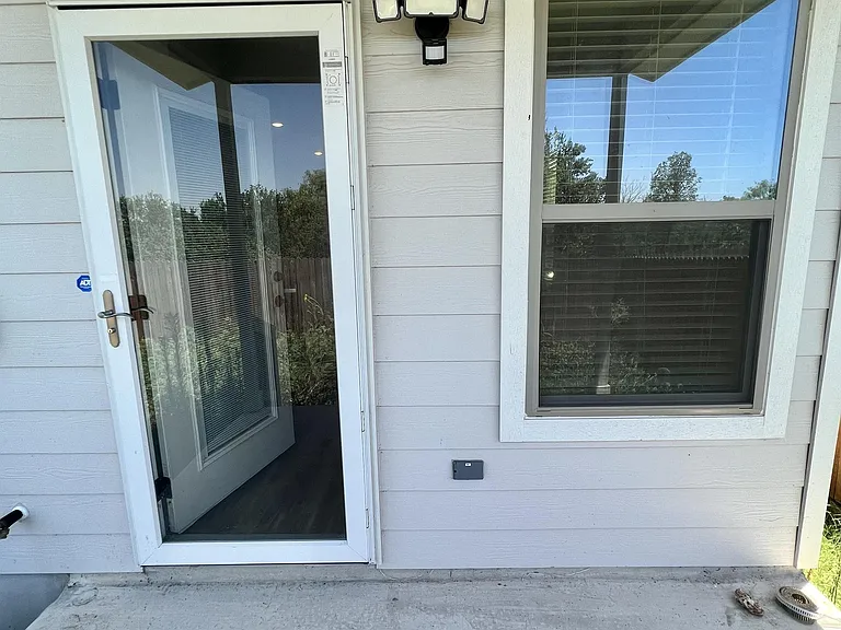 10335 Lynwood Crk — Photo 18