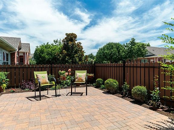 5th image of 3110 Camellia Rose Dr Unit 213