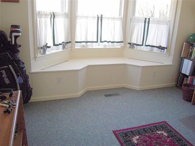 2nd image of 195 Union St