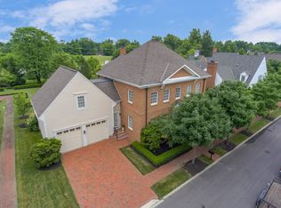 3 Pickett Pl, New Albany, OH