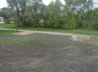 120 Elm St W, Nya, MN 55368