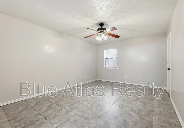 711 Penn Pl — Photo 11