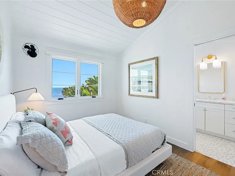 360 Cliff — Photo 5