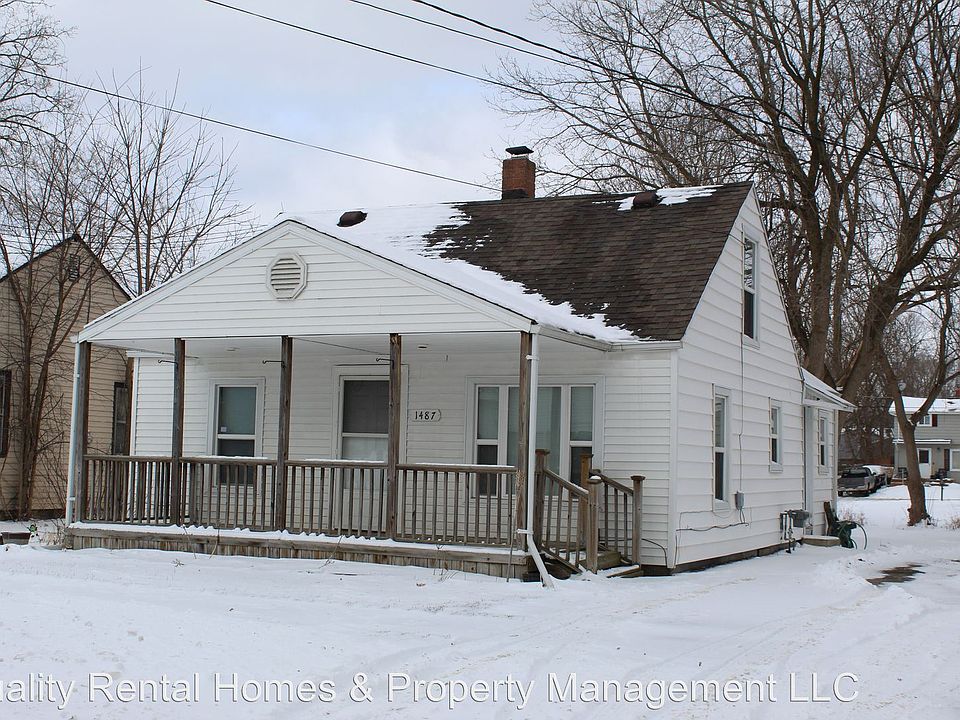 1st image of 1487 Carman St