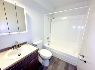 607 47th St SE #0B-1BA, Everett, WA 98203