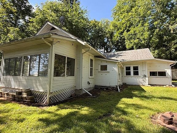5th image of 629 Portage Lakes Dr