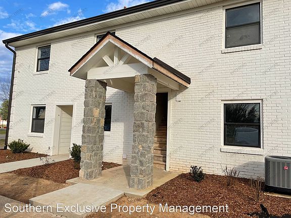 2nd image of 550 Winfield Dr #1