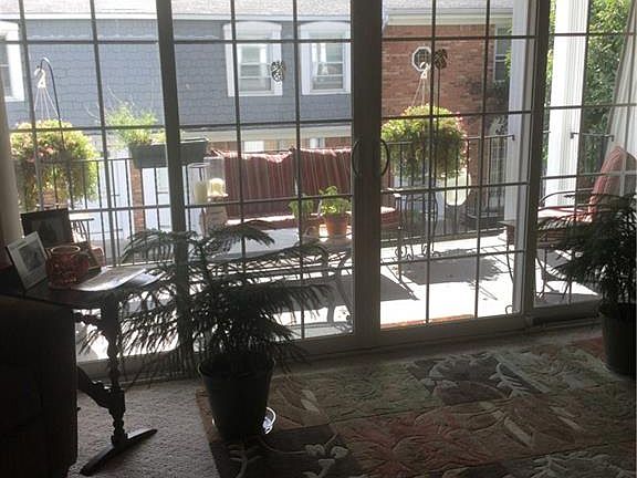 3rd image of 70 Hamlin Sq APT 6
