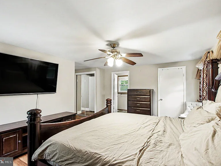 1405 Peachwood Ln — Photo 15