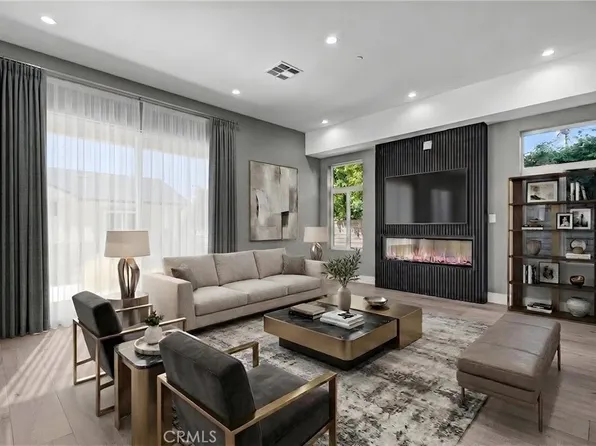 2130 W 238th St, Torrance, CA 90501
