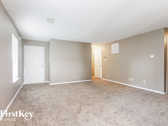 4th image of 1861 Southernwood Ln