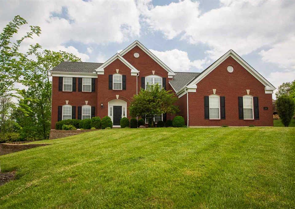 1st image of 2304 Summerwoods Dr