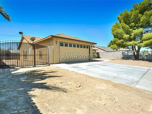 3rd image of 4865 Yuma Ave