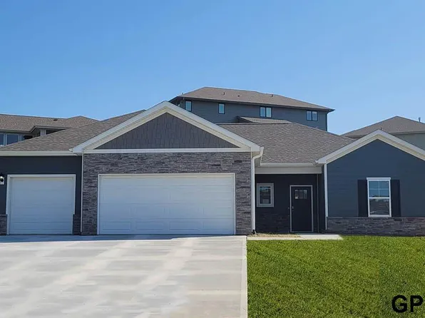 6219 Harvest Dr, Papillion, NE 68157