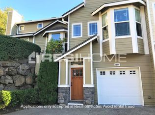 3800 Summerlinn Dr, West Linn, OR 97068