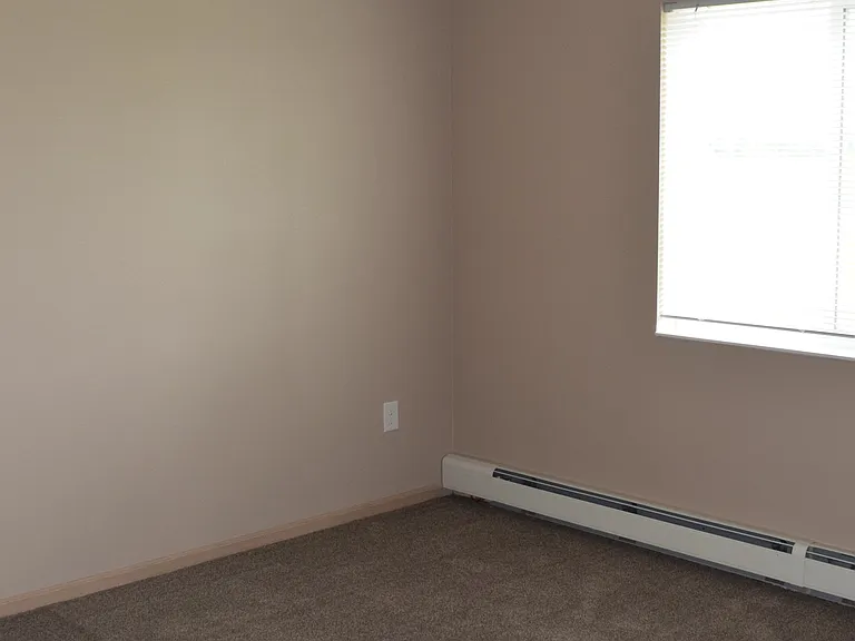 Oakview Apartments 1410 — Photo 22