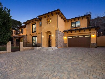 9828 Sunland Blvd, Sunland, CA, 91040