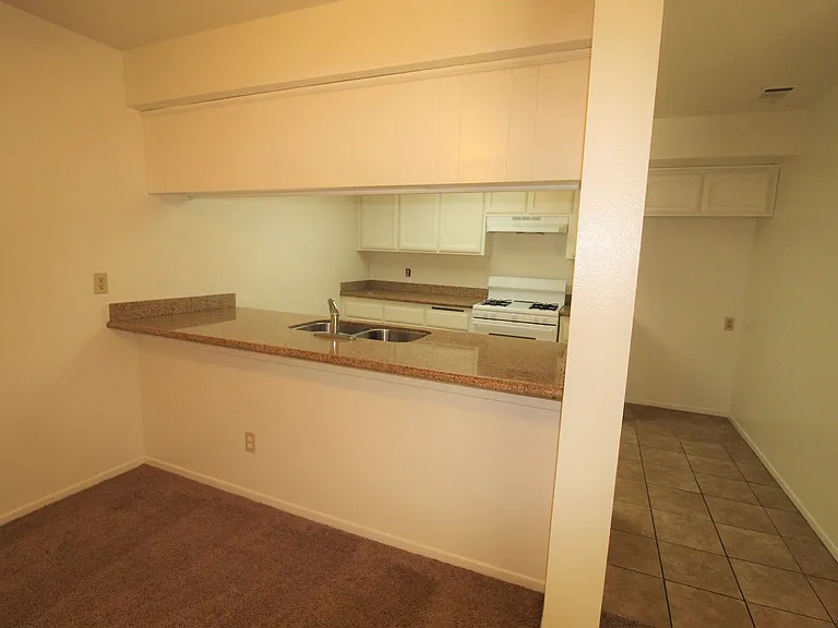 Fillmore River Ridge Apartments — Photo 16