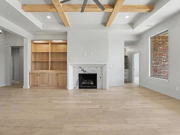 4th image of 3309 Sugar Maple Way