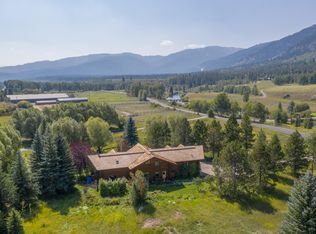 2450 N Fish Creek Rd, Wilson, WY 83014