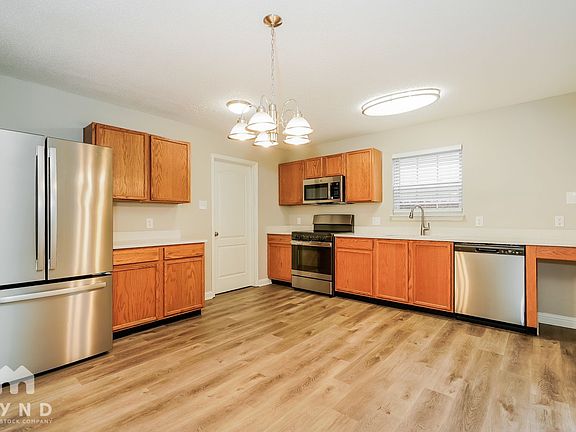 5th image of 3110 Earlswood Ln