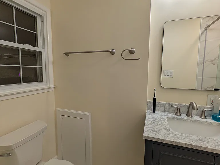 8502 Cherry Valley Ln — Photo 10