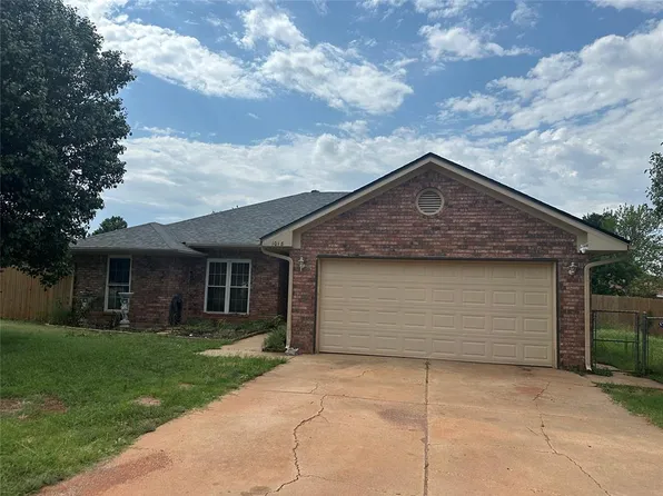 1018 Polk St, Piedmont, OK 73078