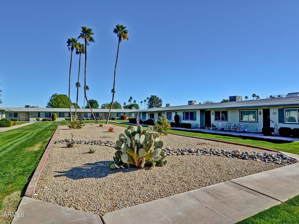 1st image of 10848 W Santa Fe Dr