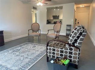 401 NW 107th Ave APT 207, Miami, FL 33172