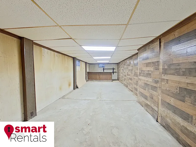 1504 Redman Blvd — Photo 14