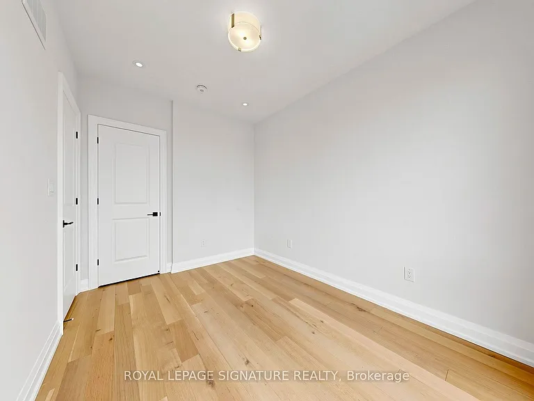433 York Downs Blvd — Photo 34
