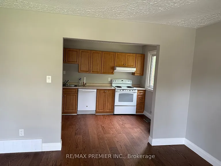 416 Cole Rd #UPPER — Photo 13